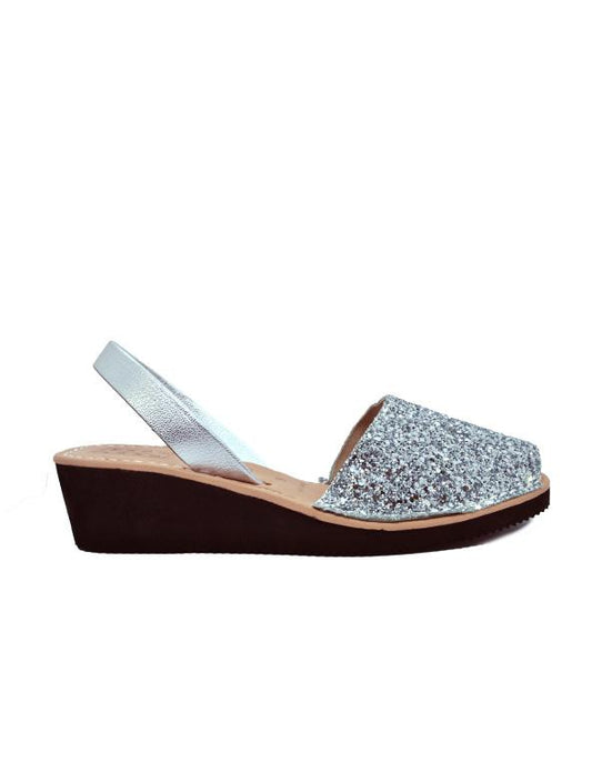 Leather Sandal-Menorquina Sparky Silver Heel by Ethical & Sustainable Fashion Brand Mamahuhu
